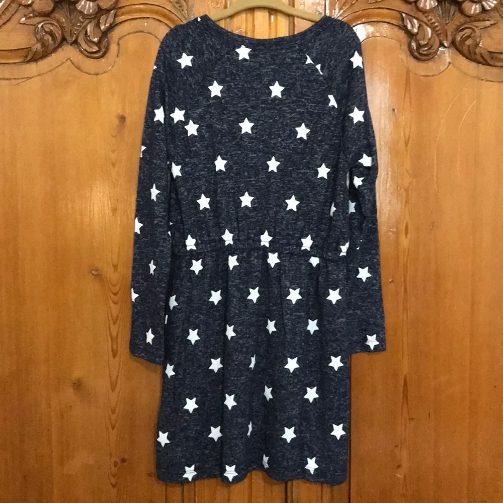 Gap Kids long sleeved dress featuring white stars